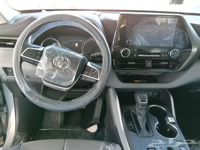 تويوتا هايلاندر GLE نص فل م 2025 - سعودي 13