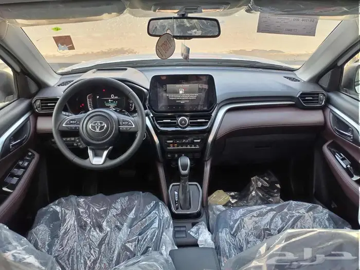 تويوتا اوربان كروزر 2026 فل كامل 9