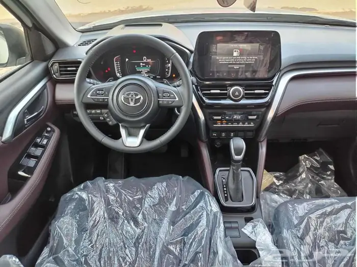 تويوتا اوربان كروزر 2026 فل كامل 8