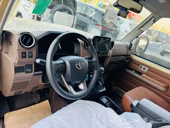 تويوتا شاص ربع 2025 ديزل فل كامل سعودي 4