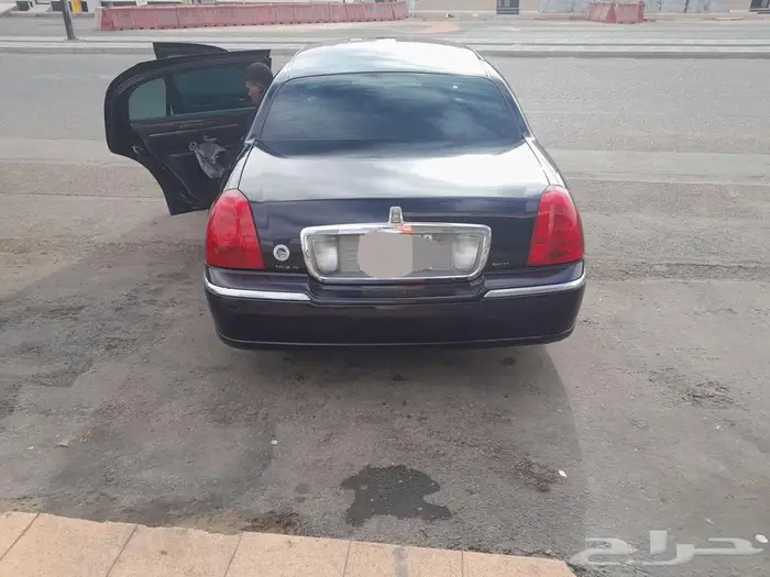 فورد لنكون تاون كار 2008للبيع 10