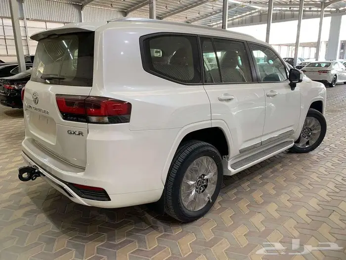 لاندكروزر جكسار L3 ديزل 2024 كاش و أقساط 3