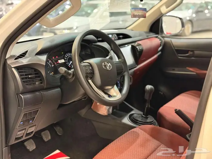 هايلوكس GL2 بقسط 1734 ريال 7