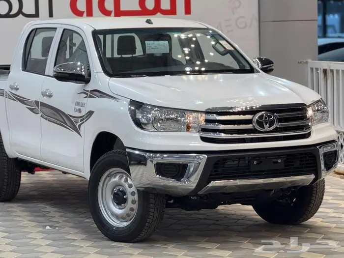 هايلوكس GL2 بقسط 1734 ريال 2