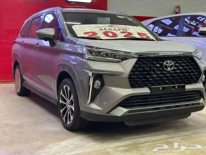 تويوتا فيلوز GLX 2025 الاقل سعرا 0