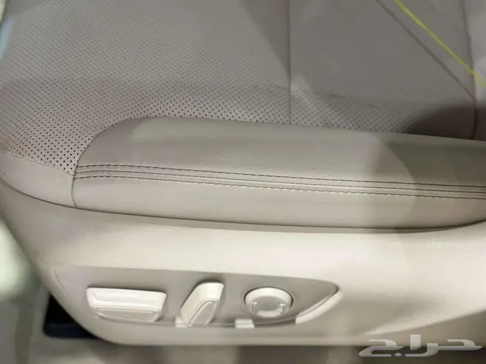 لاندكروزر جي اكس ار L5 خليجي بنزين رادار 2025 14