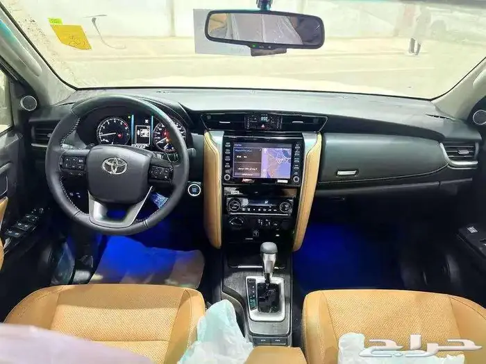 فورشنر بنزين 6سرندل VX3 2025 وVX1 . 8