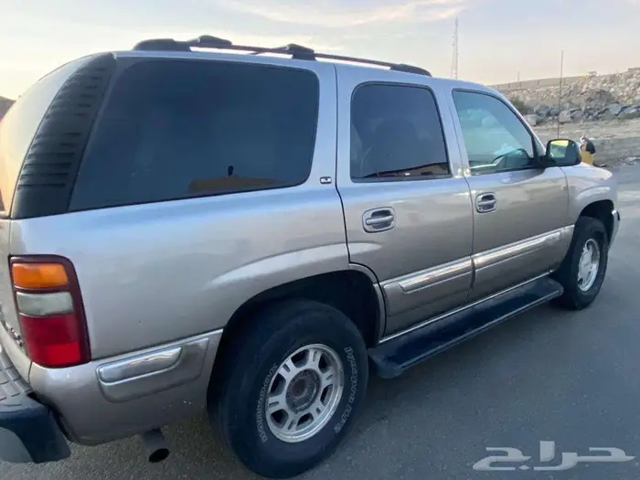 يوكن موديل 2002 3