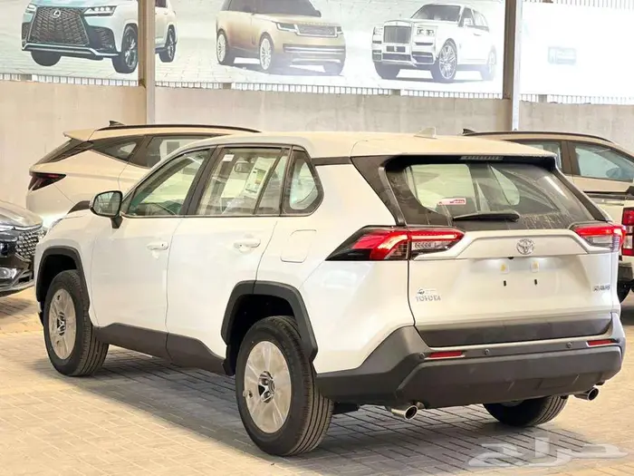تويوتا راف فور ستاندر دبل وبدون دبل 2025 4