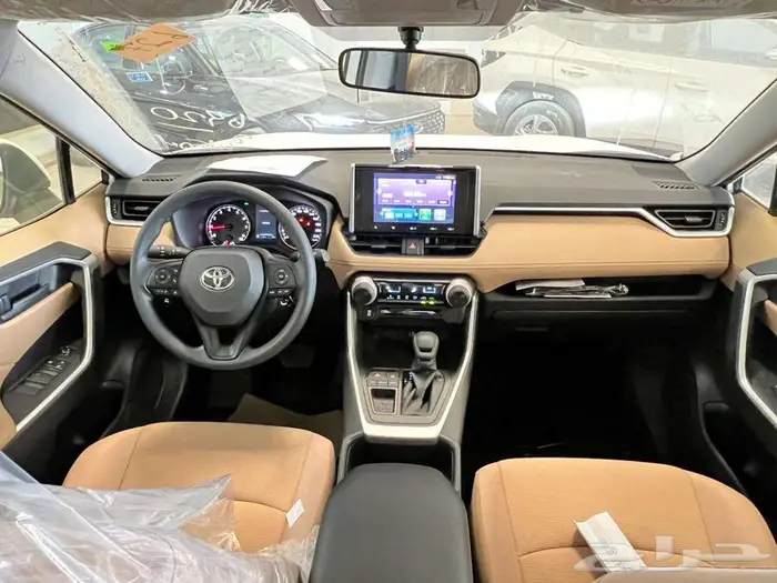 تويوتا راف فور ستاندر دبل وبدون دبل 2025 11