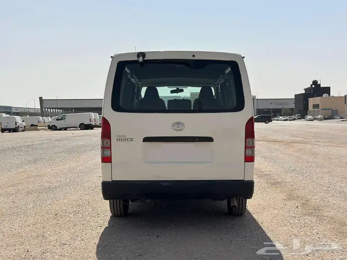 تويوتا باص بضاعة 2016 7