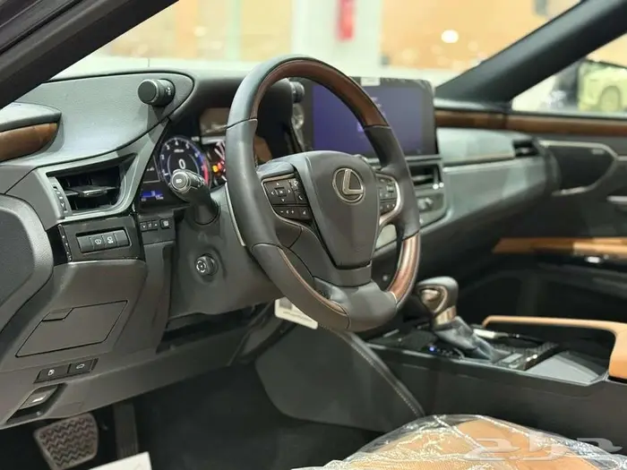 لكزس ES 350 DD فل كامل 2025 - خليجي 5