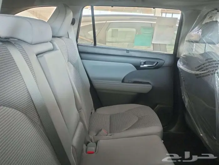 تويوتا هايلاندر GLE هايبرد 2025 4