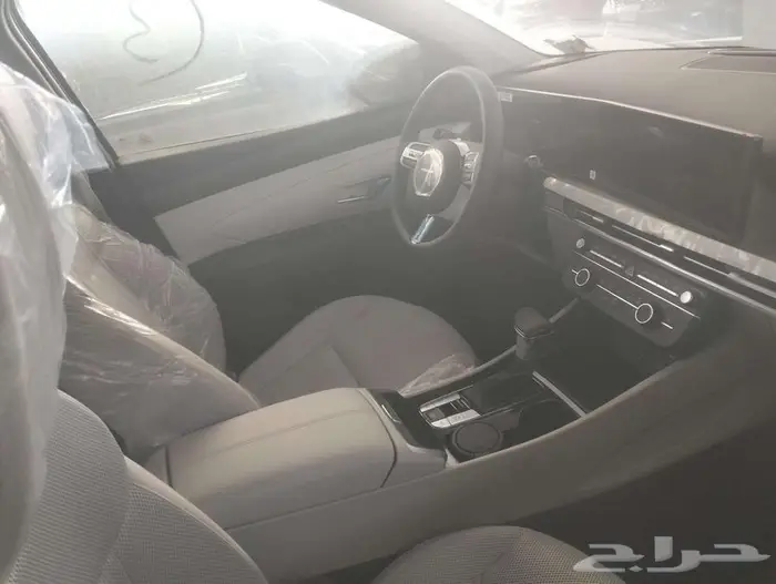 هيونداي توسان 2.0 سمارت جنط 17 خليجي 2025 4