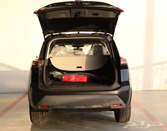 سعر مغري علي نيسان اكستريل استاندر 2025 دبل وبدون 5 و 7 مقعد 3