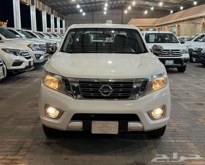 للبيع نيسان نافارا 2017 زجاج كهرب مكينه كبيره سعودي مخزززنة 0