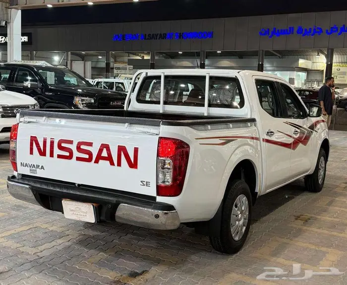 للبيع نيسان نافارا 2017 زجاج كهرب مكينه كبيره سعودي مخزززنة 10