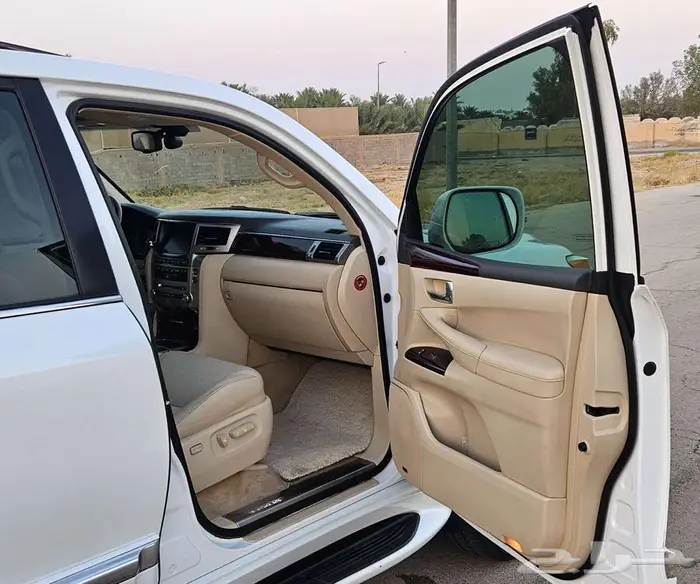 لكزس 570LXسعودي2014غاية المستخدم 8