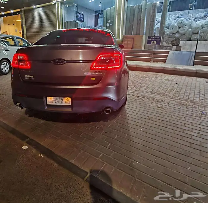 فورد توروس 9