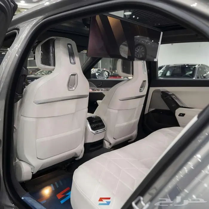 بي ام دبليو 735 موديل 2026 13