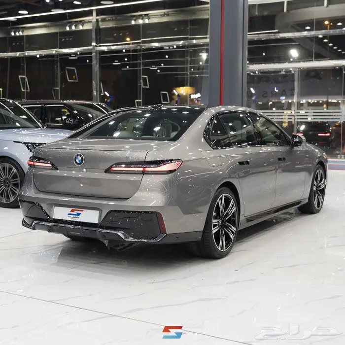 بي ام دبليو 735 موديل 2026 3