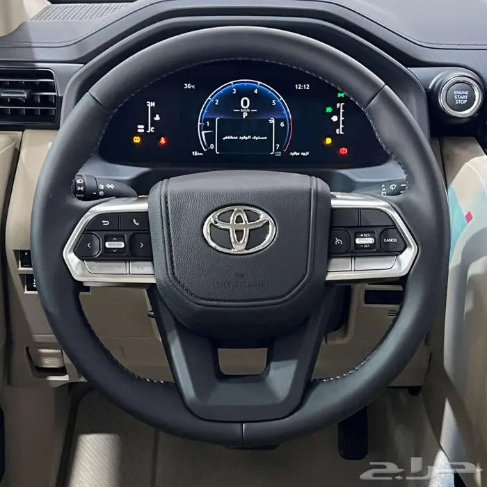 عرض خاص لاندكروزر GXR رقم 2 ديزل بريمي 2025 بسعر 252000 6