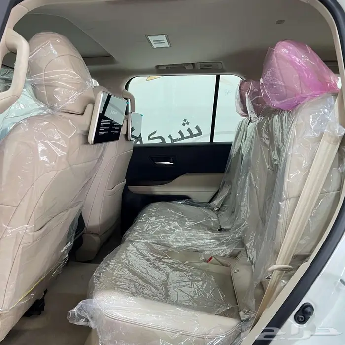 تويوتا لاندكروزر GXR رقم4 ديزل 2025 5