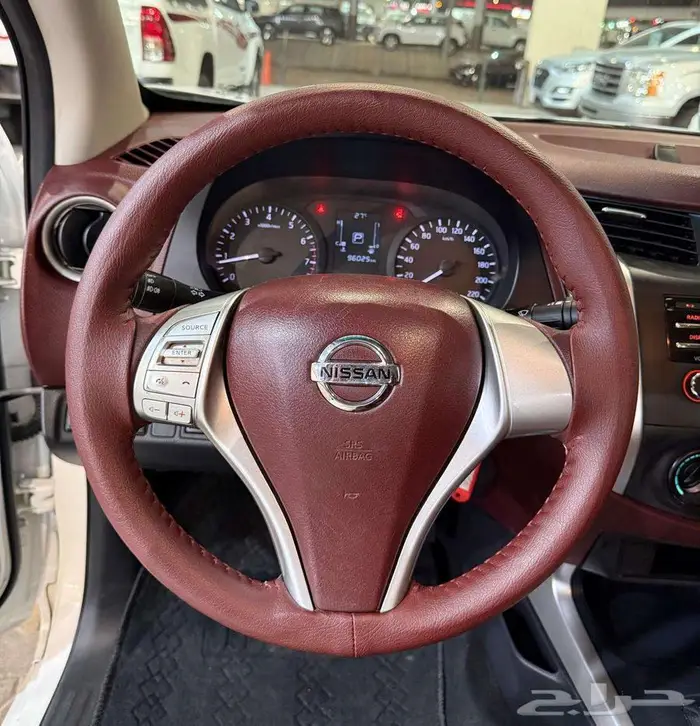 للبيع نيسان نافارا 2017 زجاج كهرب مكينه كبيره سعودي مخزززنة 18