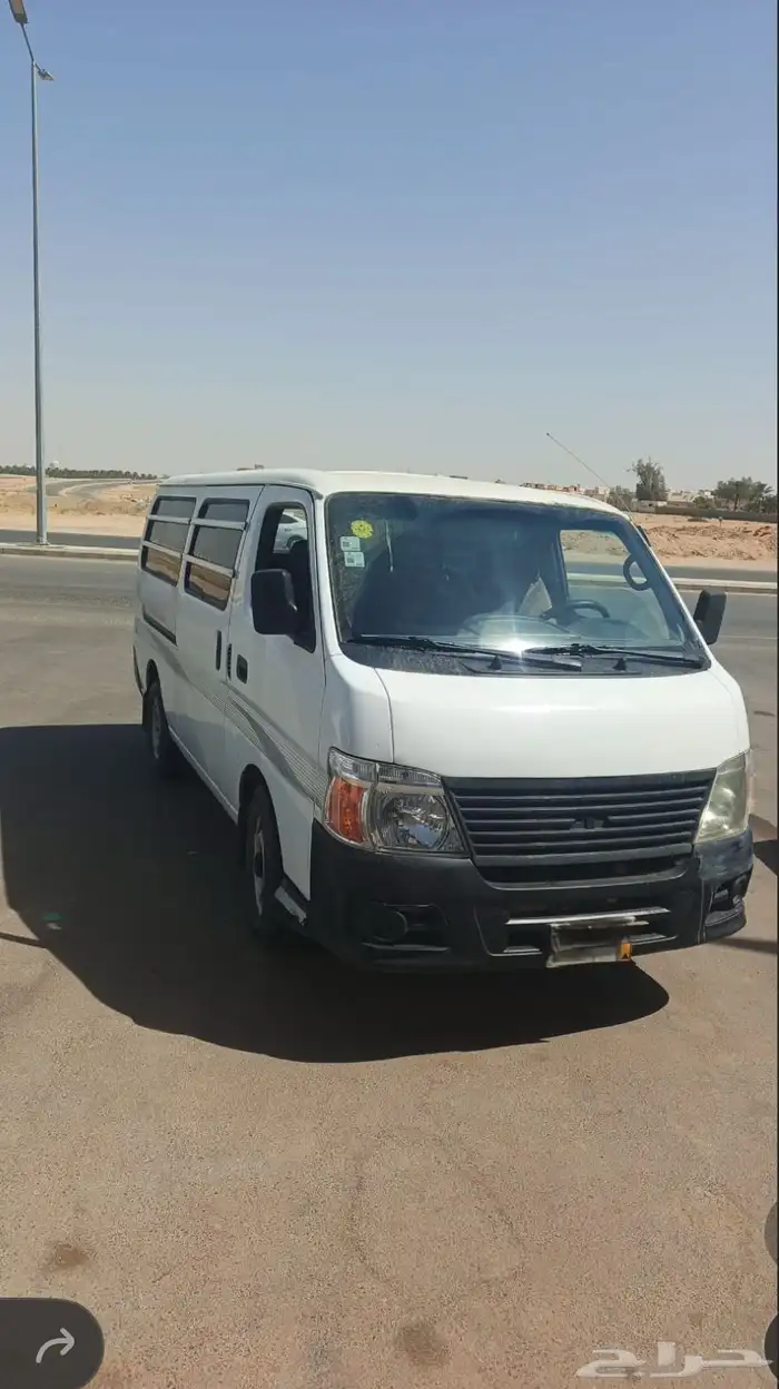 باص نيسان 2012 بانزين 15 راكب 0