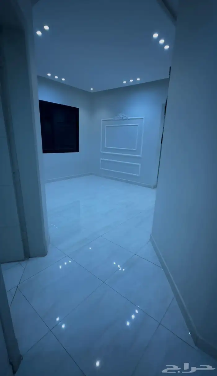 دور علوي للإيجار - الرياض حي الدار البيضاء 5