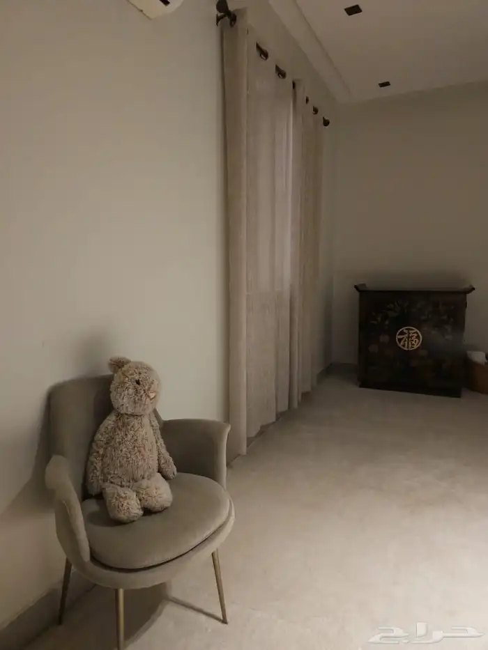 للاجار فيلا دبلوكس زاوية في حي بدر 15