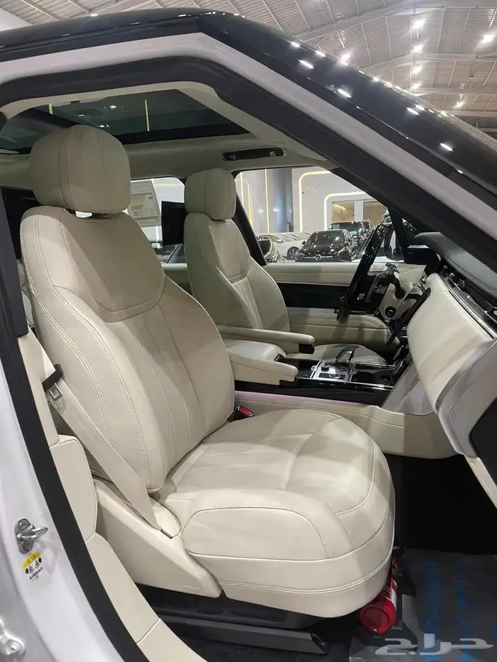 رنج روفر HSE V6 فل  أوبشن 2023 10