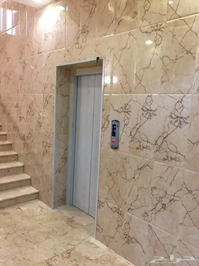 شقة راقية للعوائل للإيجار حي السويس مخطط الرحاب 1 2