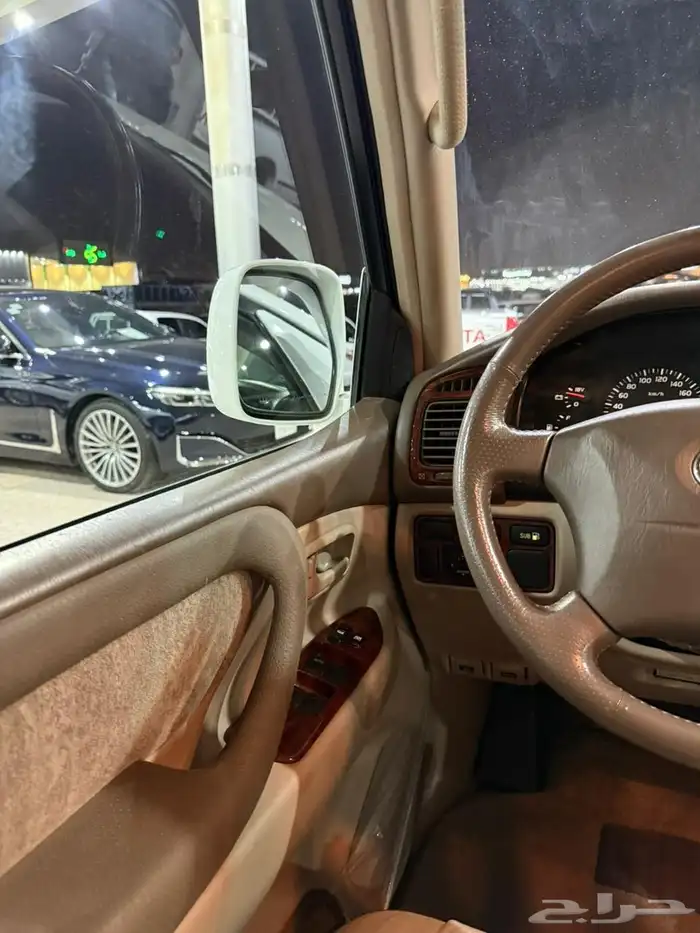 تويوتا VX-R مخززن 32