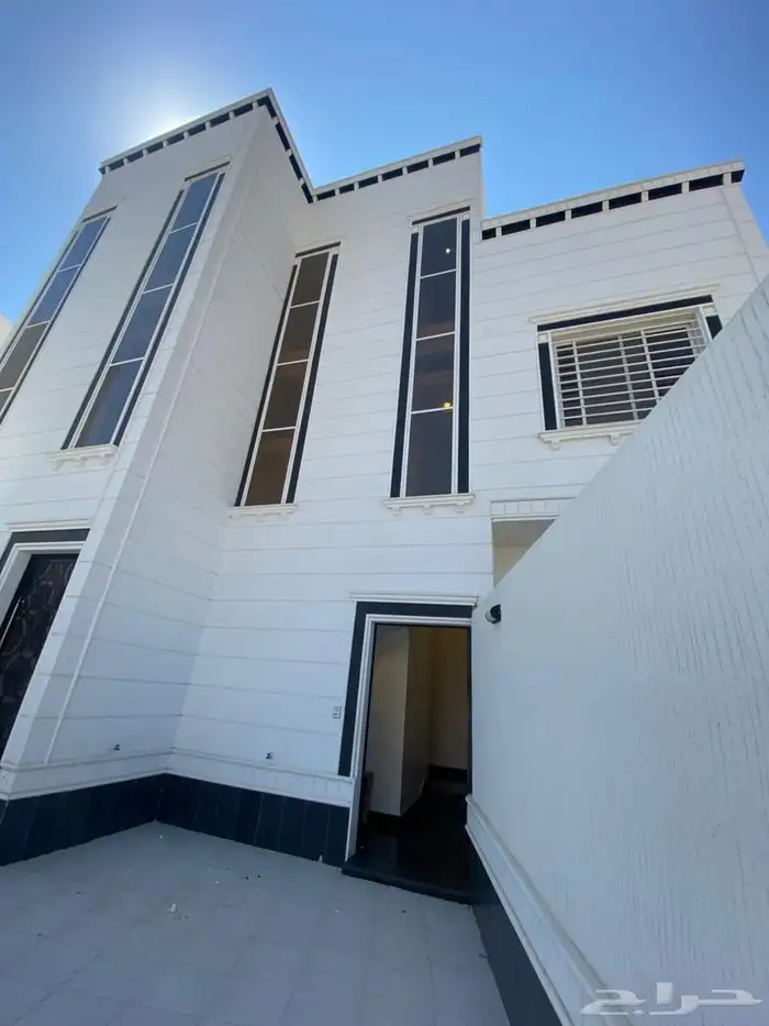 للبيع روف علوى مع ملحق مداخل مستقله من 620 الف خلف الالمانى 1