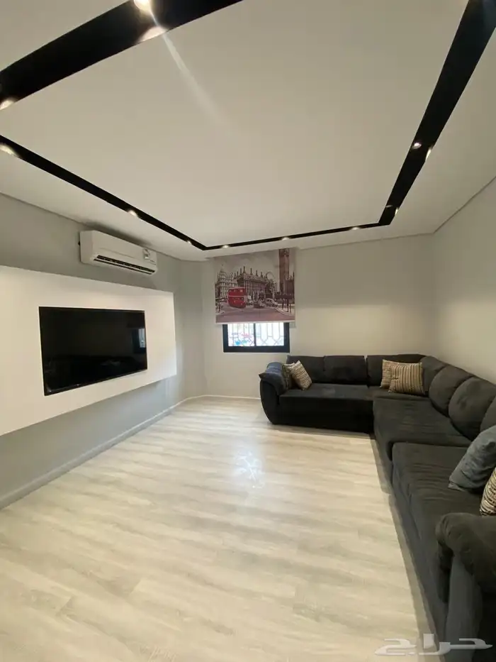 شقة مؤثثة بالكامل بديكور عصري وراقي للإيجار 2