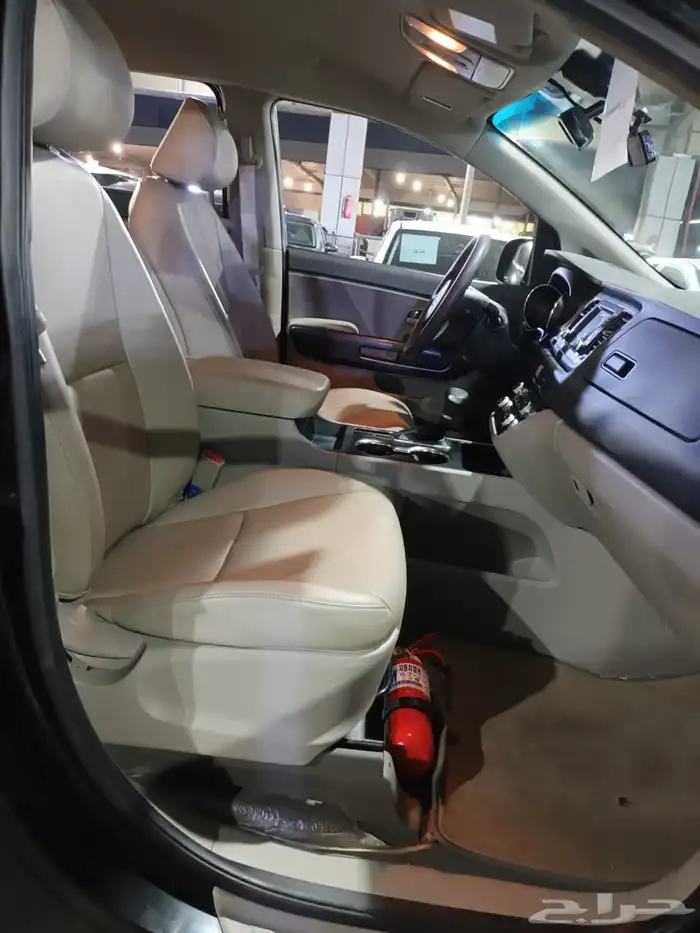 كيا كارنيفال اسود 2020 ديزل بطاقة جمركية وارد كوريا 11