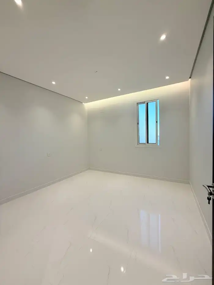 شقة للبيع دور ثاني ممتازة 4