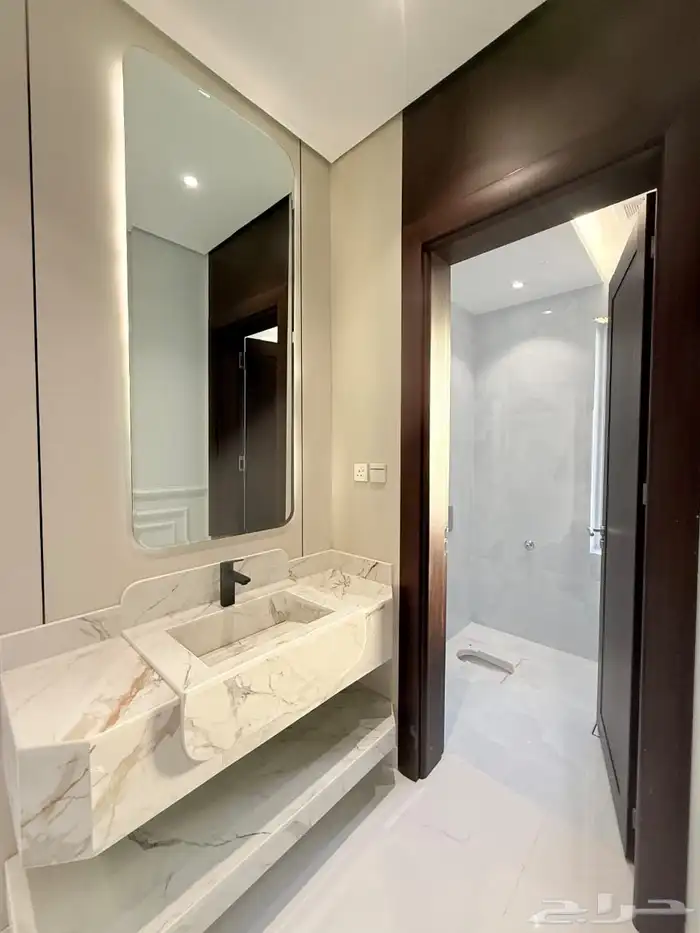 شقة للبيع دور ثاني ممتازة 19