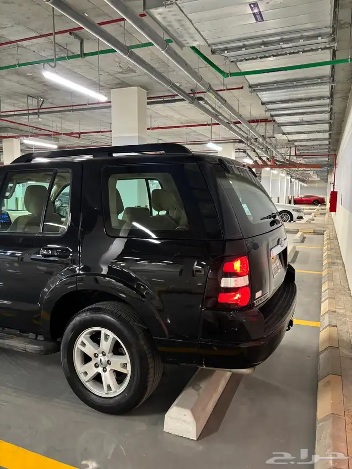 للبيع اكسبلورر 2010 اسود 3