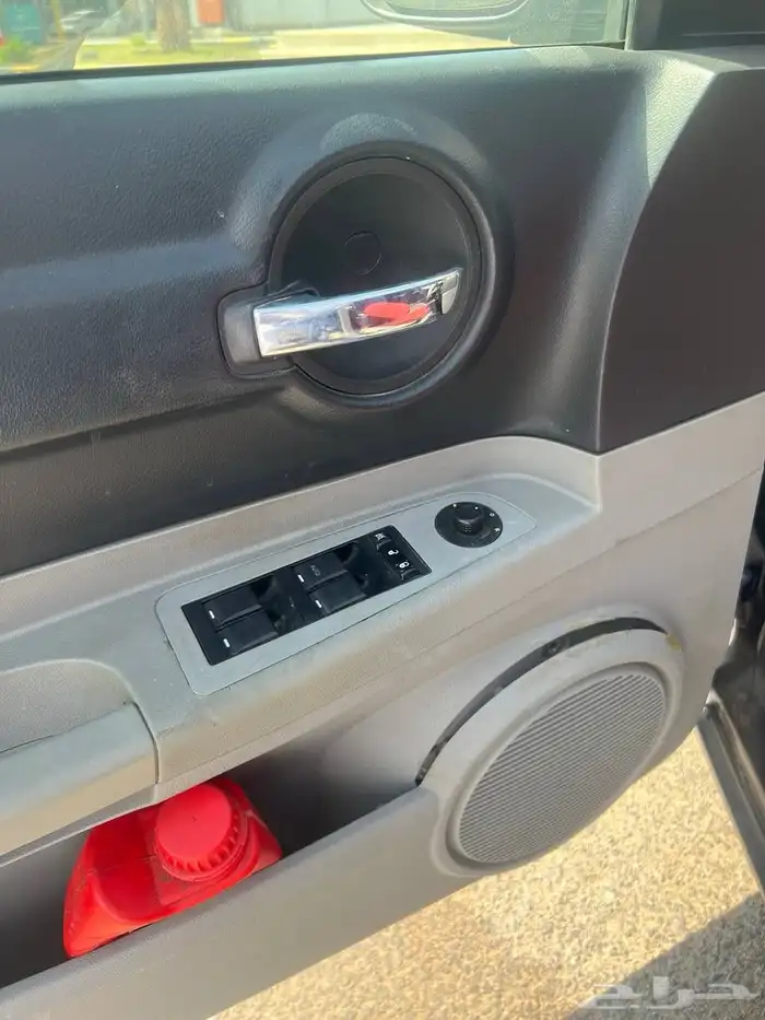 دودج شارجر 2006 17