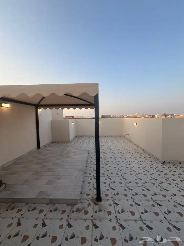 فلل فاخرة للبيع حي الملك فهد 26