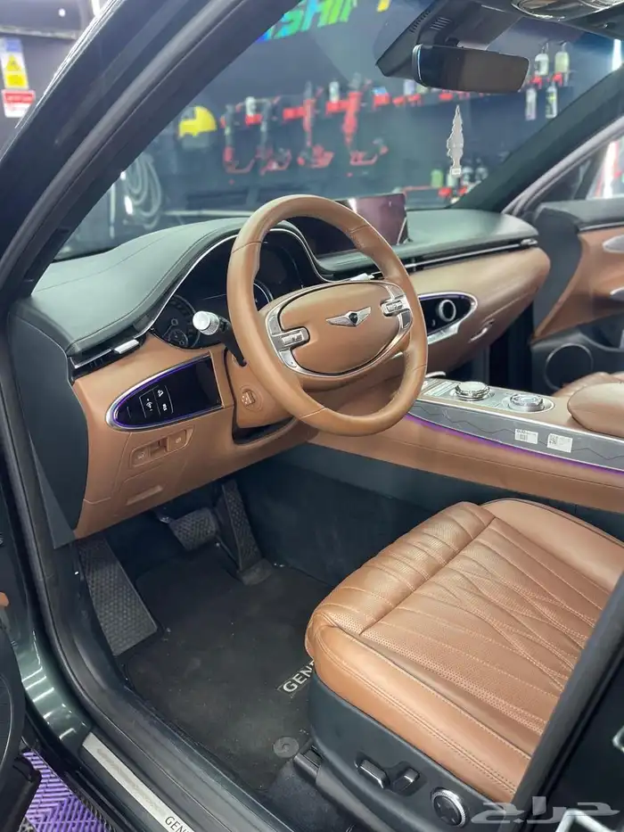 جينيسيس GV70 بيرميوم موديل 2024   فل كامل 4