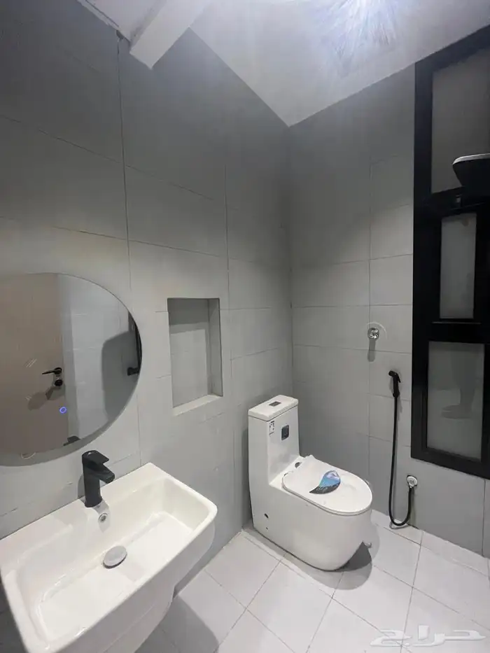 فلل فاخرة للبيع حي الملك فهد 18