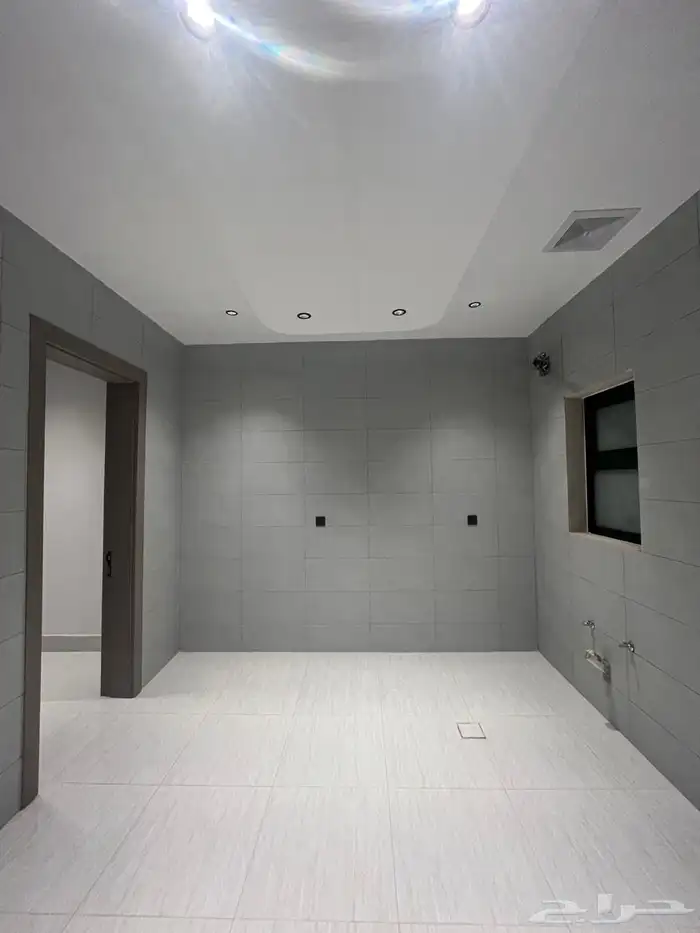 فلل فاخرة للبيع حي الملك فهد 14