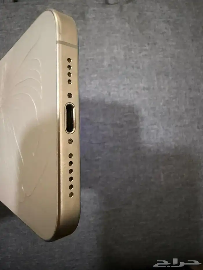 ايفون 15 برو ماكس 4