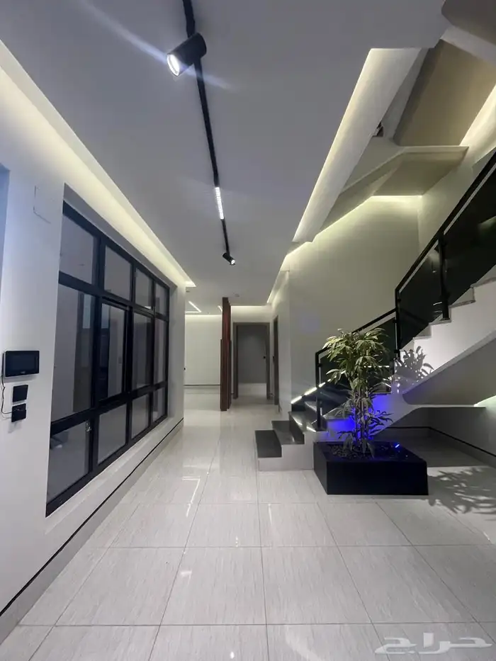 فلل فاخرة للبيع حي الملك فهد 13