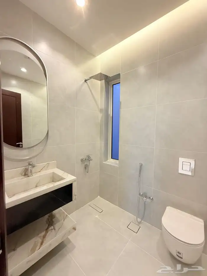 شقة للبيع دور ثاني ممتازة 20