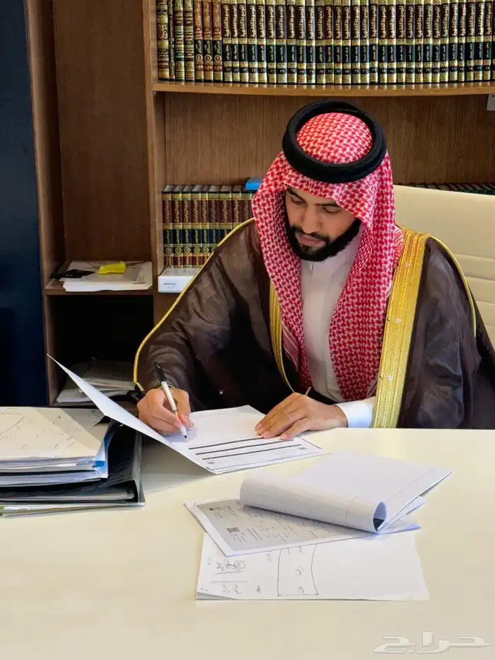 شركة محاماة للقضايا التجارية والعمالية . محامي 0