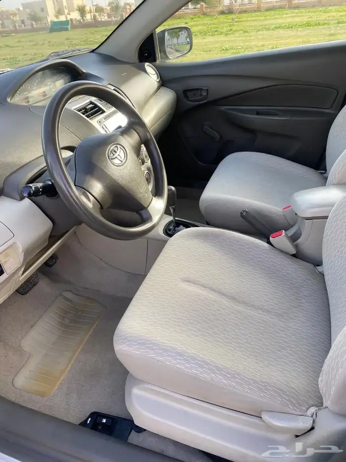 تويوتا يارس 9